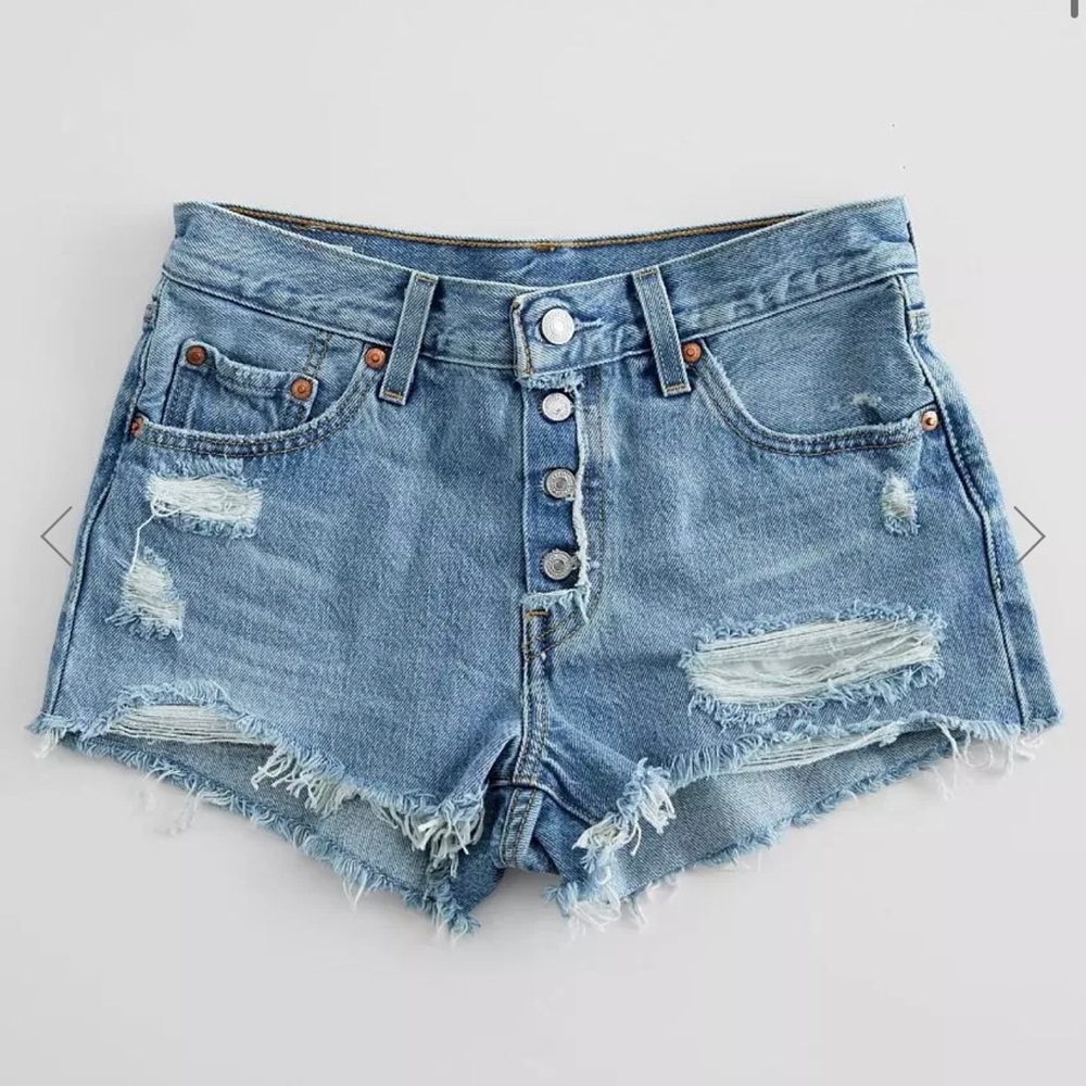 Levi’s 501 High-Waisted Denim Short – Luxor Rain